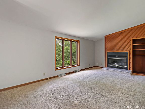 3rd image of 26717 W Wooster Lake Dr