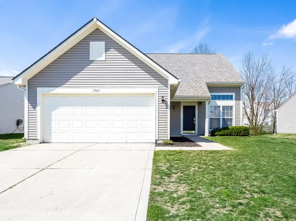 2962 Limber Pine Dr, Whiteland, IN 46184