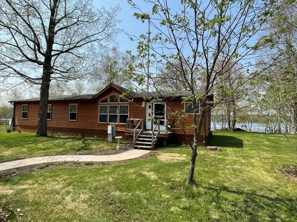 18143 Badger Rd, Grand Rapids, MN 55744