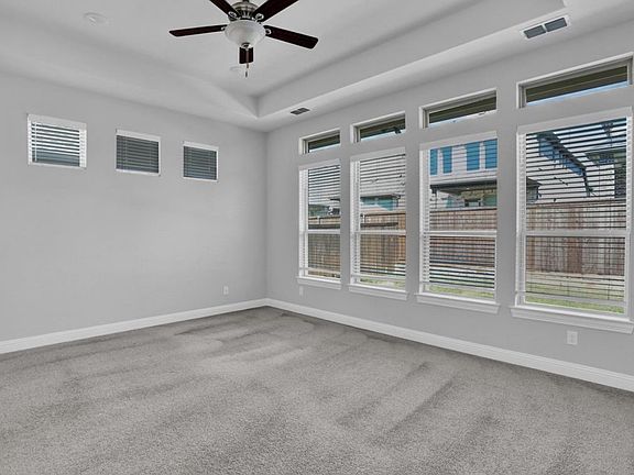 5th image of 7715 La Haye Dr