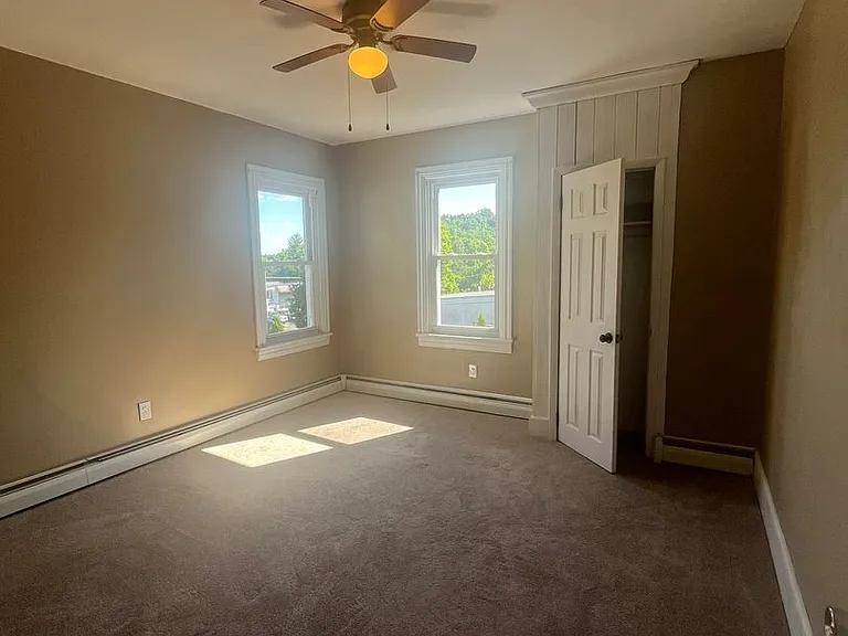 724 S Reading Ave — Photo 6