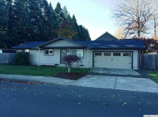 489 SE Lacreole Dr, Dallas, OR 97338