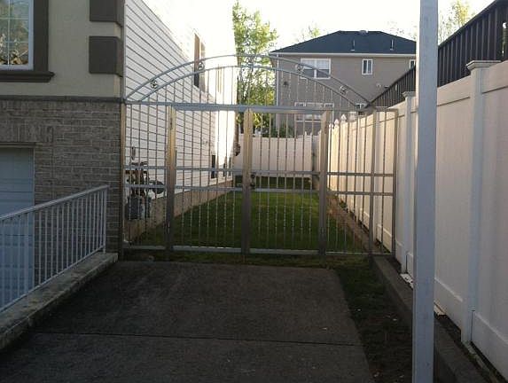 2nd image of 40 Simon Ct