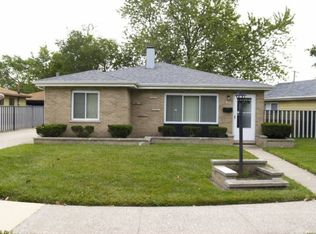 1335 Arthur St, Calumet City, IL