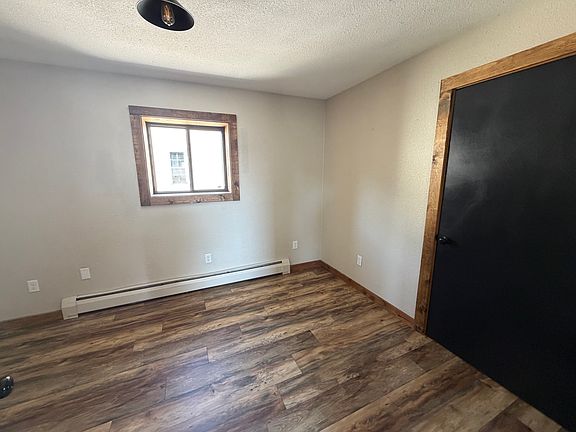 5th image of 501 Iron St #2