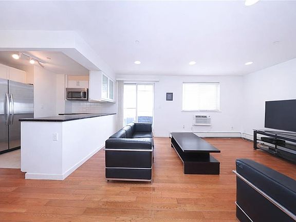 4th image of 762 41st St APT 5B