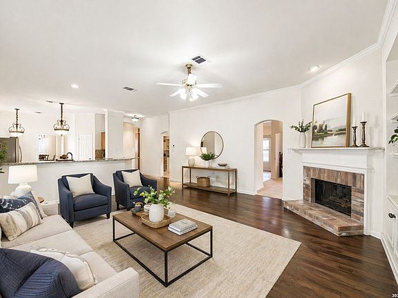 2nd image of 2527 Somerall