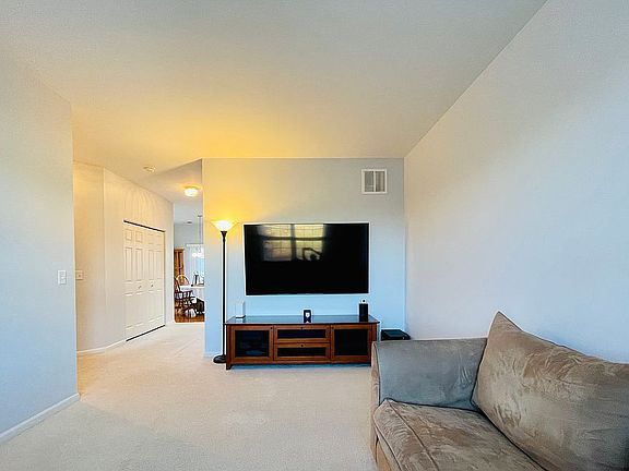 5th image of 226 Terra Firma Ln