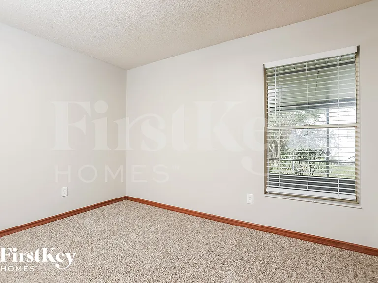 104 Hazel Blvd — Photo 11