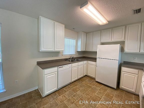 5th image of 2389 Tumbleweed Dr