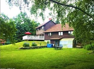 88 Hamlet Hill Rd, Pomfret Center, CT 06259