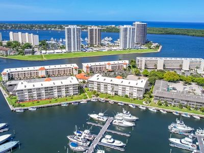 21 Yacht Club Drive #407, North Palm Beach, FL, 33408