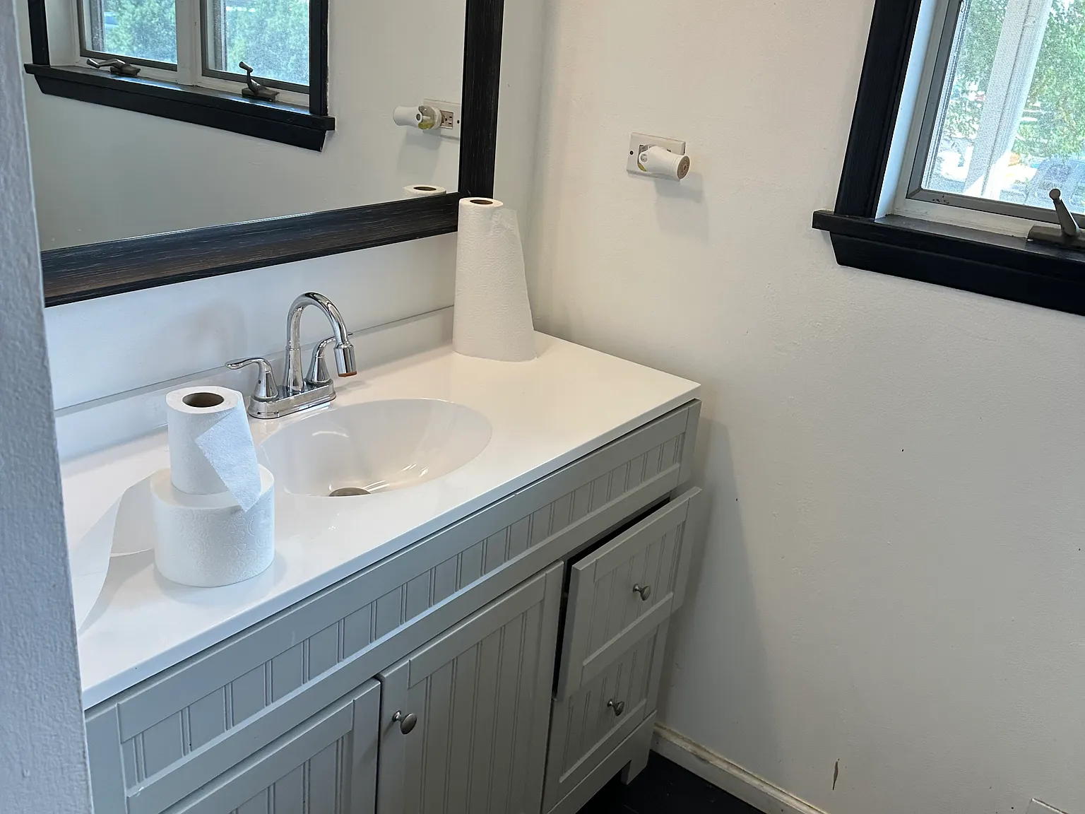 3 bed, 1360 sqft, $2,500 — Photo 3