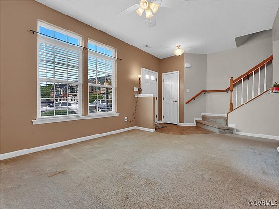 5th image of 887 Sweet Tessa Dr