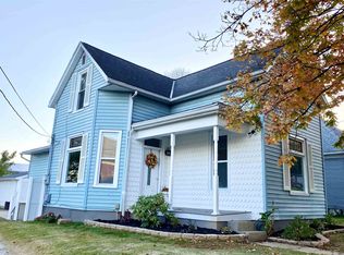 115 E 4th St, Huntingburg, IN 47542