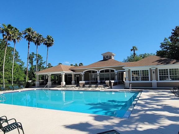 2nd image of 10550 Baymeadows Rd Unit 628