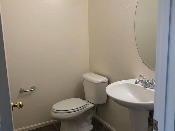 5th image of 44008 W Cypress Ln