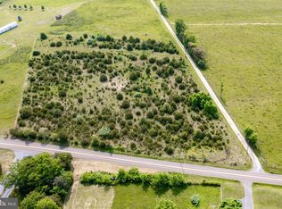 Back Rd, Strasburg, VA 22657