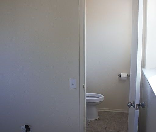 4th image of 1622 Parkdale Dr