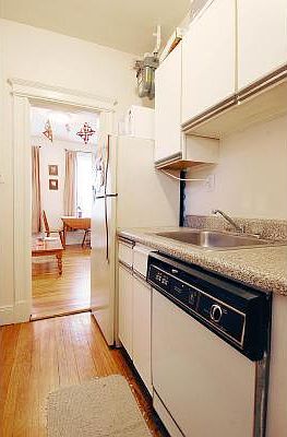 2nd image of 34 E Newton St #U5