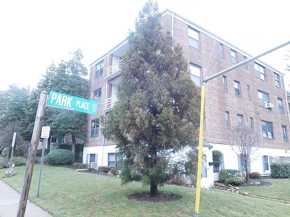 3rd image of 14 Stoner Ave #2F