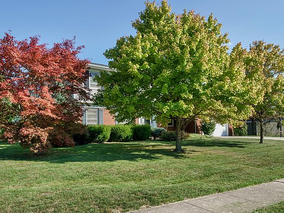 3rd image of 6322 Geyer Dr