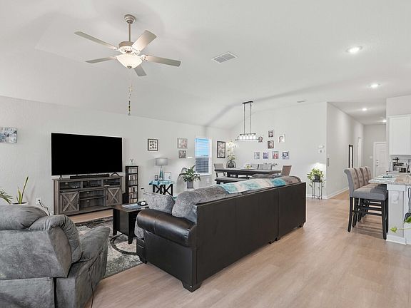3rd image of 10738 Francisco Way