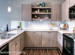 1038 S 30th Ave APT 206, Omaha, NE 68105