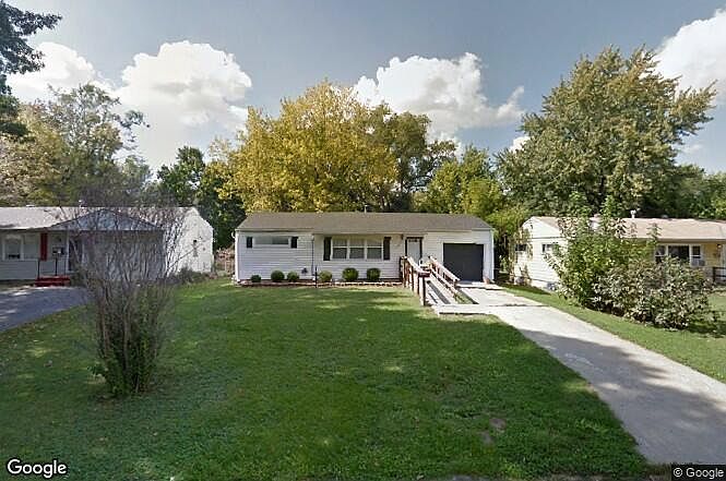1st image of 10804 Cambridge Ave