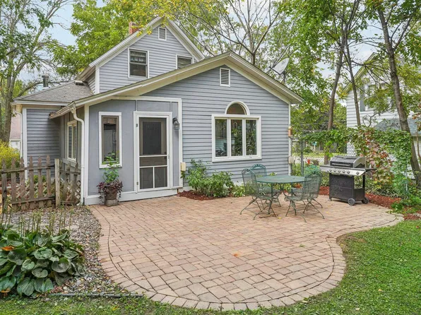 231 Sherburne St N, Stillwater, MN 55082