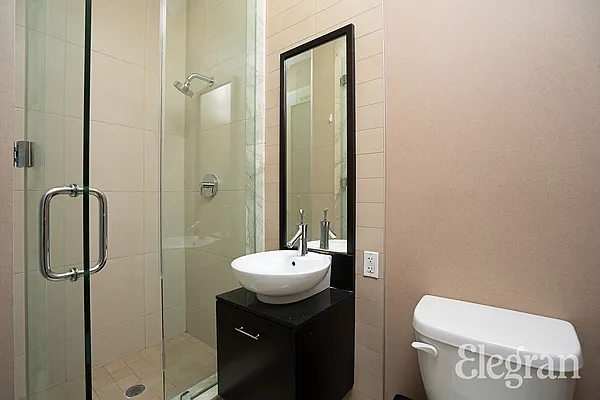 Rented by (Legacy) Elegran | media 20