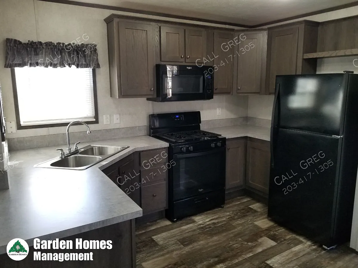 2 bed, 784 sqft, $2,125 — Photo 1