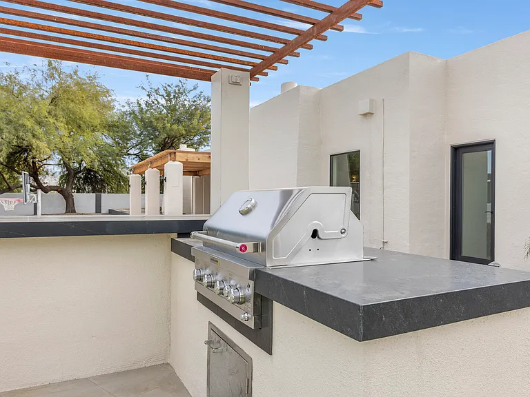 5910 E McDonald Dr — Photo 28