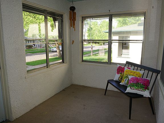 5th image of 1263 Goodrich Ave