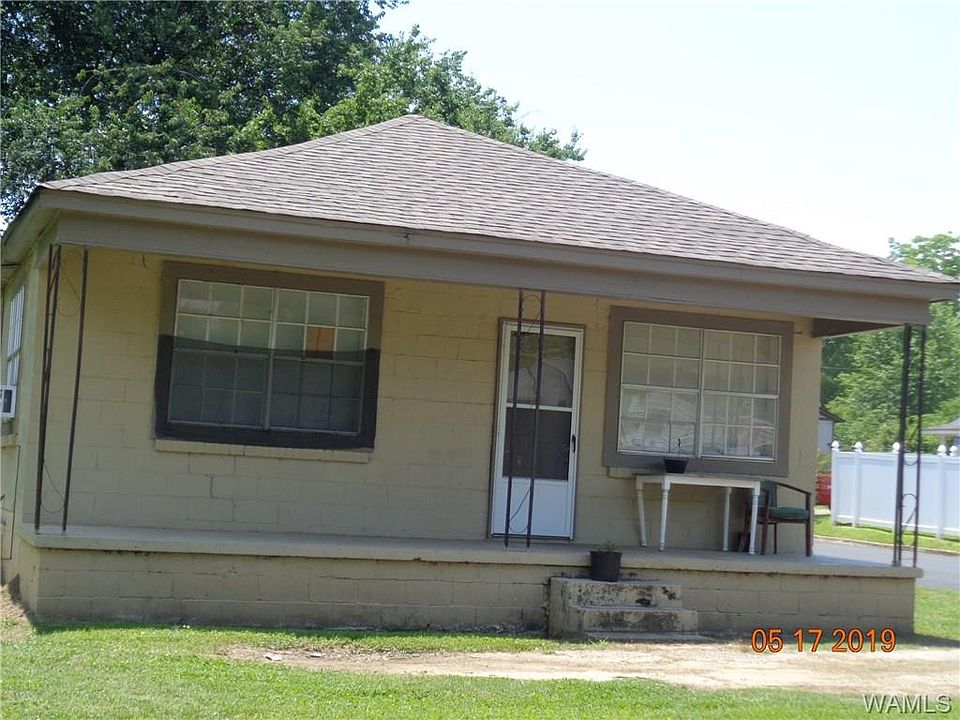 1st image of 2833 25th St