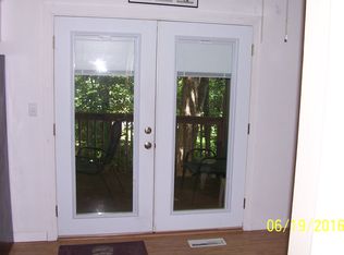 2958 Tree Swallow Rd, Roanoke, VA 24018