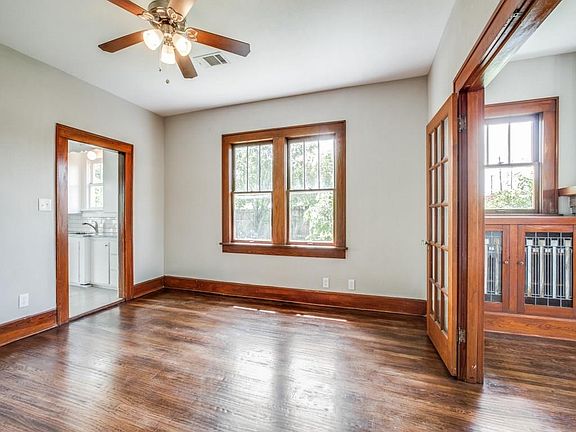 4th image of 601 W Enon Ave