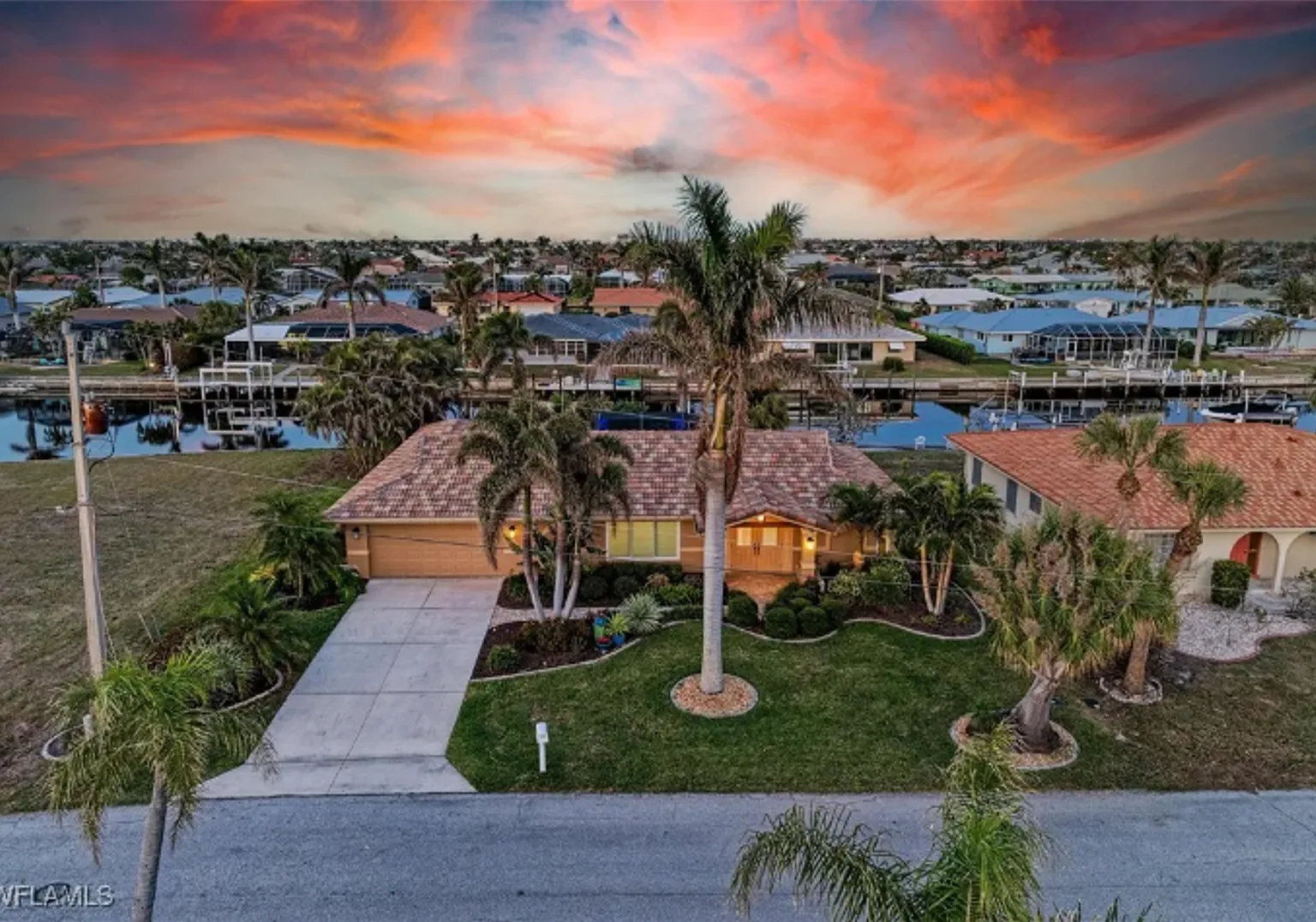 Furnished ** Punta Gorda Isles Vacation Home ** Heated Pool ** Canal / Boat Dock ** $7,500 — Photo 3
