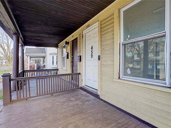 4th image of 459 Parsells Ave
