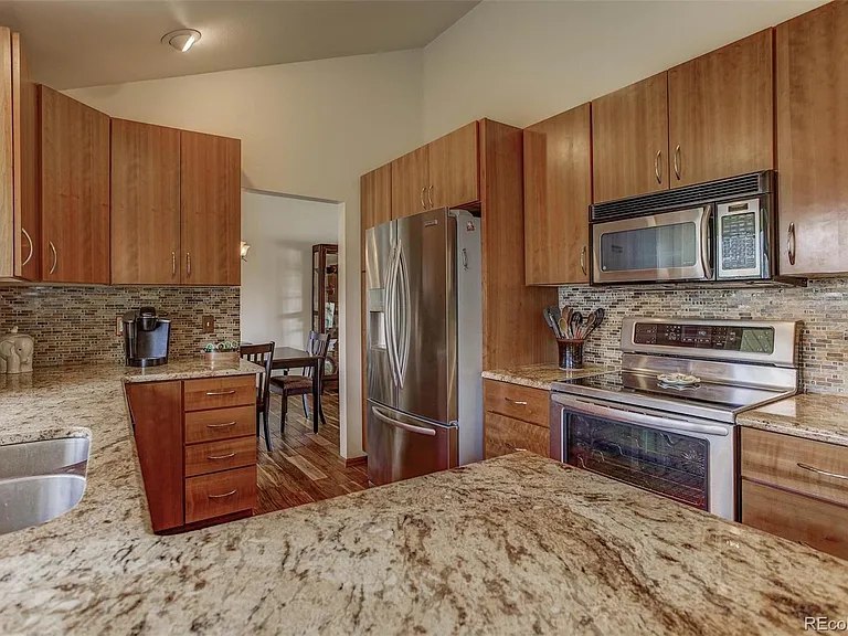4195 S Sidney Ct — Photo 8