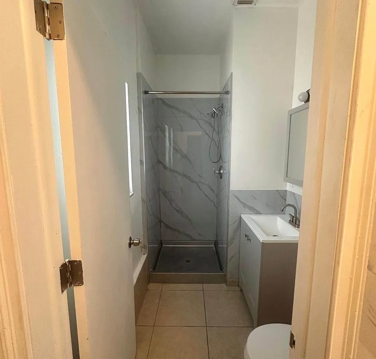 2 bed, 615 sqft, $1,900 — Photo 2