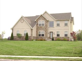 1909 Bernays Dr, York, PA 17404