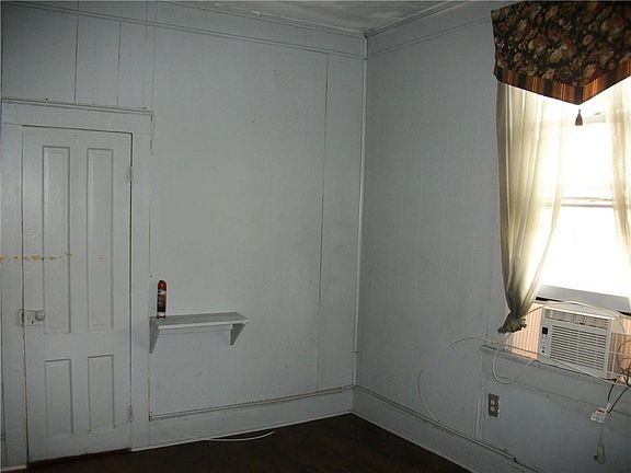 5th image of 1409 Elysian Fields Ave