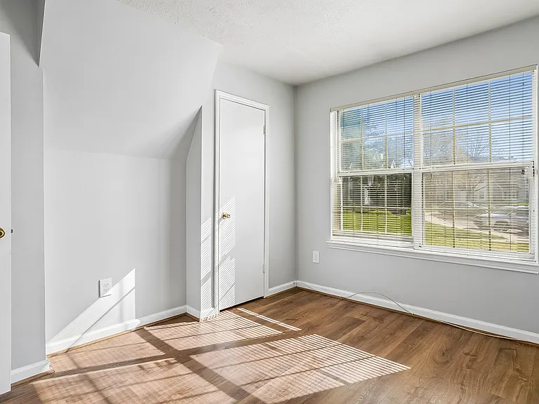 13424 Lord Dunbore Pl #24 — Photo 34