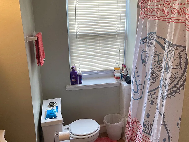 853 McHenry St — Photo 5