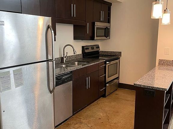 3rd image of 115 E Broad St #312