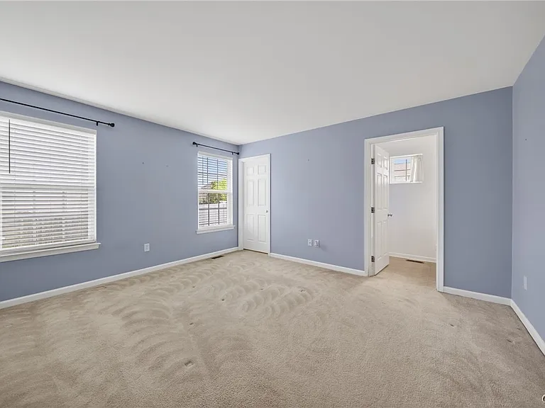 5472 Alfreton Dr — Photo 22