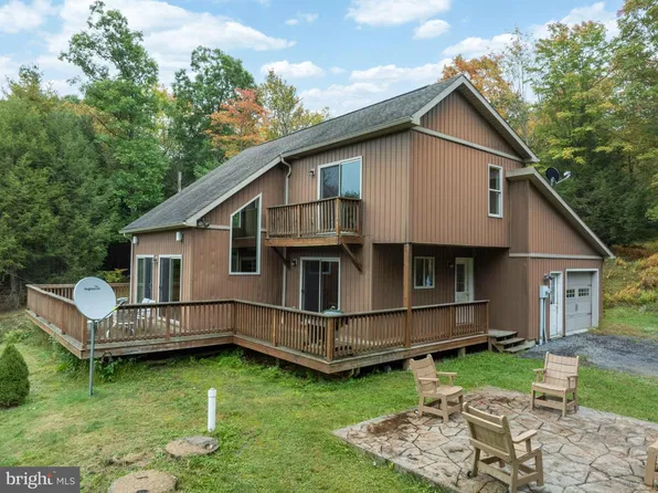 498 Decker Valley Rd, Spring Mills, PA 16875