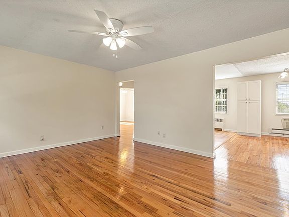 4th image of 11B W Roselle Ave #11B