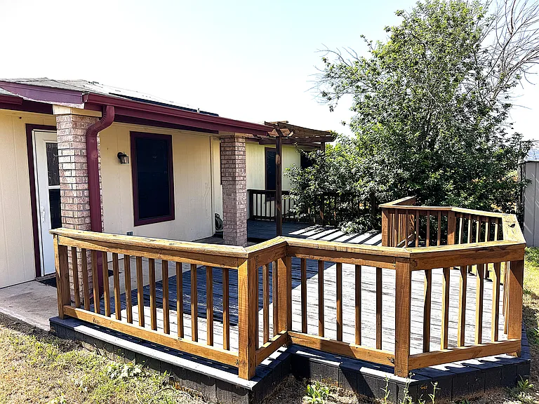 1102 Katelyn Cir — Photo 28